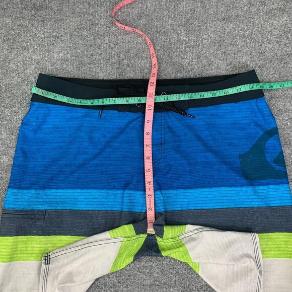 Quiksilver Board Shorts Mens 36 Drawstring Striped Pockets Beach Swim Surfing - Picture 3 of 10